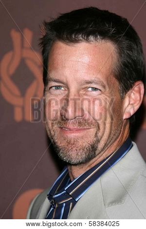 James Denton at the CMT Giants honoring Reba McEntire. Kodak Theatre, Hollywood, CA. 10-26-06