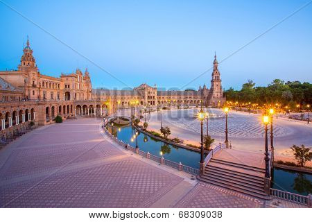 Spanish Square espana Plaza in Sevilla Spain at dusk