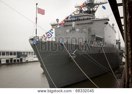 NEW YORK - MAY 22: The bow and mooring lines of the amphibious dock landing ship USS Oak Hill (LSD 51) at Pier 92 during Fleet Week NY on May 22, 2014.