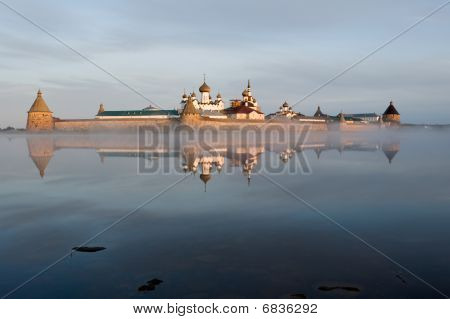 Mosteiro Solovetsky SPASO-Preobrazhenskiy