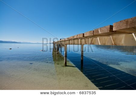Cais no Lago Tahoe, na Califórnia