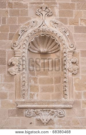 Antique wall element