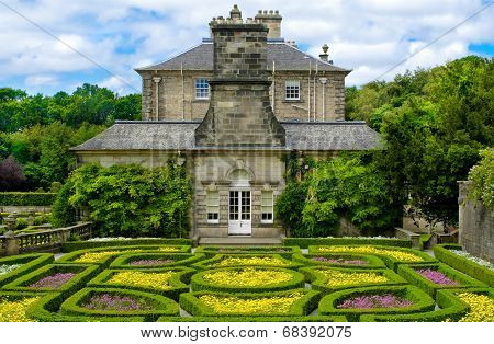 Formal Garden At Pollok House In Pollok Country Park, Glasgow, Scotland, Uk