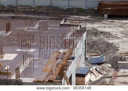 Construction of an apartment house