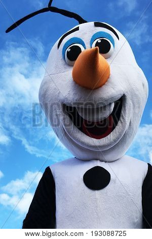 Olaf Snowman