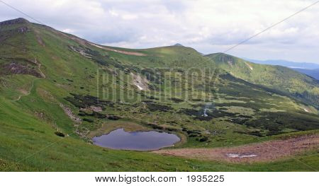Lago di montagna