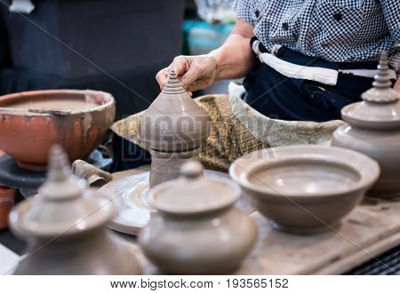 Hand Shaping Traditional Clay Hollow Sculpture Tip On Pottery Wheel