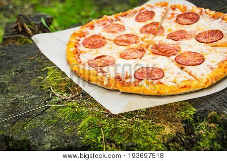 Pizza. Pizza Pepperoni .