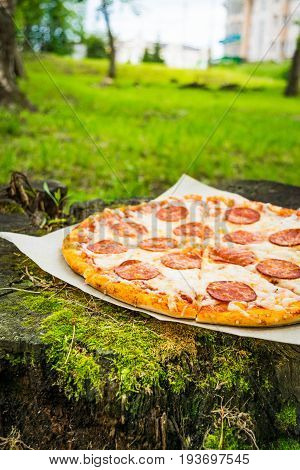 Pizza. Pizza Pepperoni .