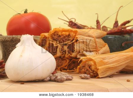 กระเทียมและ Tamales
