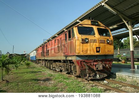 Gea Locomotive No4545 For Train No52