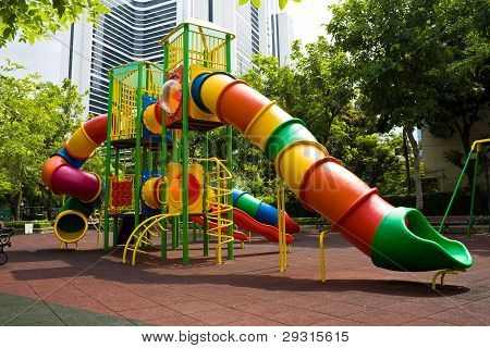 Parque infantil en el Parque