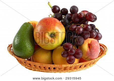 Fruits frais sur fond blanc