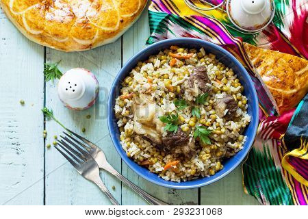 Arabic Cuisine. Events Ramadan. Middle Eastern Mashkichiri (porridge Made Of Rice, Beef And Mung Bea