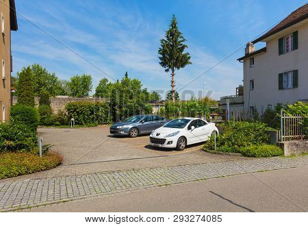 Bremgarten, Switzerland - June 16, 2018: A Street In The Historic Part Of The Town Of Bremgarten. Br