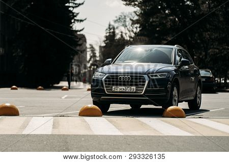 Stavropol, Russia - 2019-03-26. Automobile Audi Q5 Standing On The Parking On The Street Near The Bu