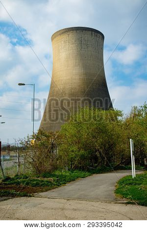 Didcot, United Kingdom, March 28th 2019:- The Cooling Towers Of Didcot  Power Station In Oxfordshire