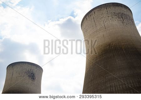 Didcot, United Kingdom, March 28th 2019:- The Cooling Towers Of Didcot  Power Station In Oxfordshire