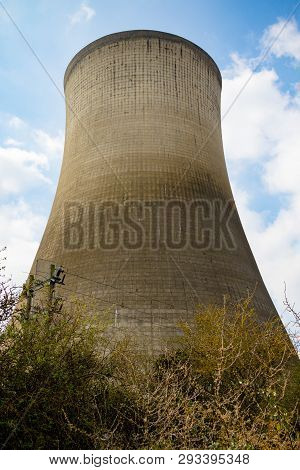 Didcot, United Kingdom, March 28th 2019:- The Cooling Towers Of Didcot  Power Station In Oxfordshire