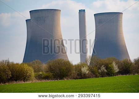 Didcot, United Kingdom, March 28th 2019:- The Cooling Towers Of Didcot  Power Station In Oxfordshire