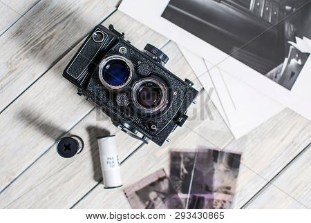 Old Film Camera Medium Format Yashia 124 Mat And Film