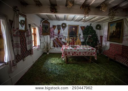 Kaniv - Cherkassy - Ukkraine, May 31, 2009: National Memorial Of Famous Poet Cobzar Taras Shevchenko