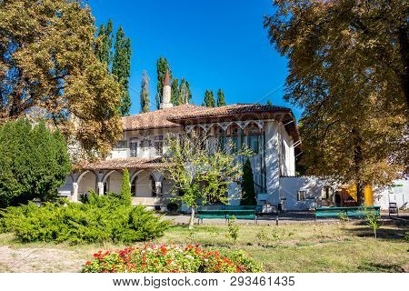Bakhchysaray, Crimea - September 2014: The Khan Palace Or Hansaray Is Bakhchysarai, Crimea. Historic