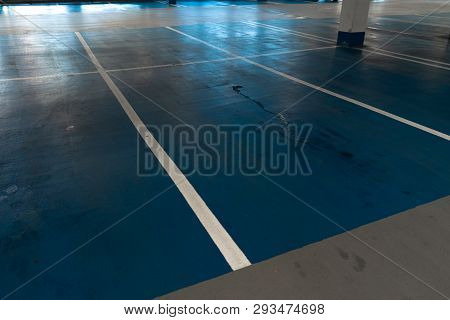 Free Vacant Parking Lot Space In A Shopping Centre Multi Story Car Park