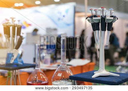 Close Up Many Size Of Liquid Or Chemical Transfer Droplet Gun Or Single Channel Adjustment Micropipe