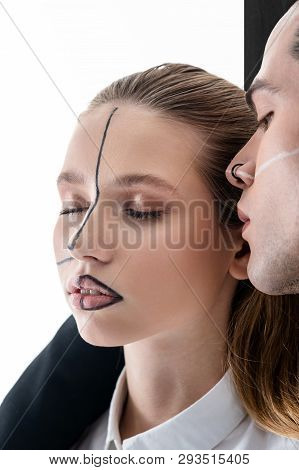 Model With Golden Eyeshades Having Black Lines On Face
