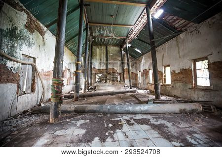 Dilapidated Church In Wat Rat Bamrung (wat Ngon Kai) - Samut Sakhon, Thailand