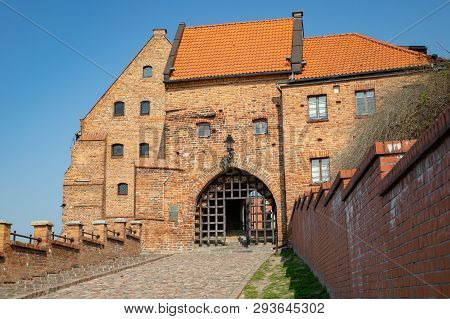Grudziadz, Kujawsko-pomorskie / Poland - April, 5, 2019: Historic Buildings On The Vistula. Old Gran