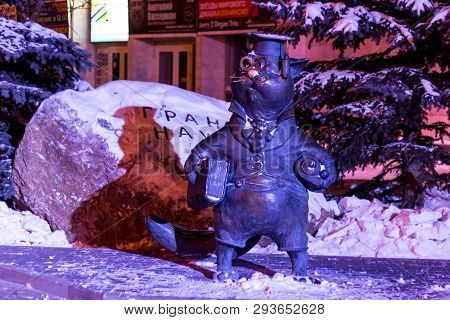 Obninsk, Russia - January 2016: Monument To The Cat Scientist In Obninsk. Character Of Alexander Pus