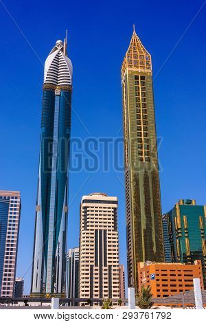 Architecture Od Trade Centre 2 Or Dubai Financial Centre