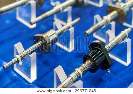 Close Up Many Size Of High Quality And Precision Linear Ball Bearing Guide Of Machine For Industrial
