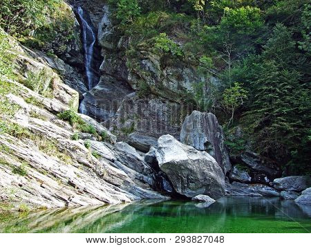 Giumaglio Waterfall Or La Cascata Di Giumaglio In Vallemaggia, Magic Valley Or Valle Magia (valle Ma
