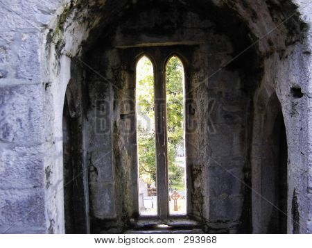 หน้าต่าง Muckross