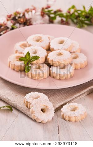 Canestrelli Biscuits With Mint On Pink Dish.