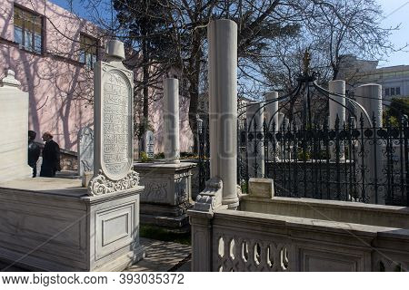 Turkey, Istanbul, 10,03,2018 Sultan Ii Abdulhamid Han Hz. Turbesi. Complex With Cemetery And Mosque