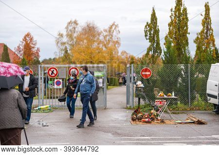 Strasbourg, France - Nov 1, 2020: People Wearing Proteciton Masks In Cemetry France On All Saints Da