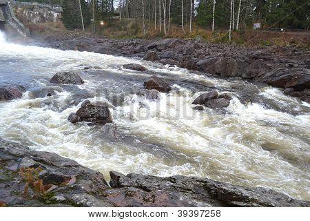Fiume Vuoksa a Imatra, Finlandia