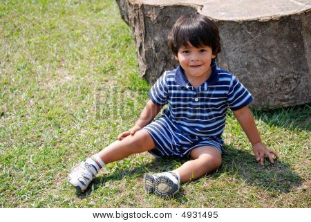 Adorable garçon hispanique