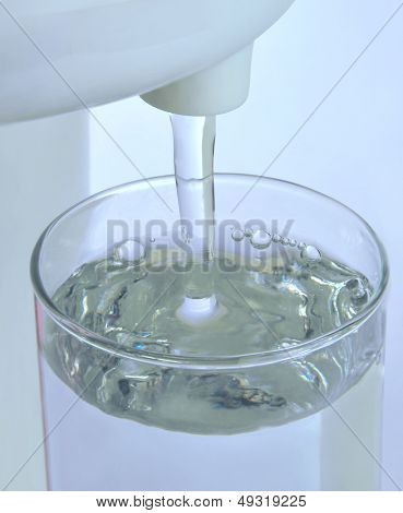 Dağıtıcı içki