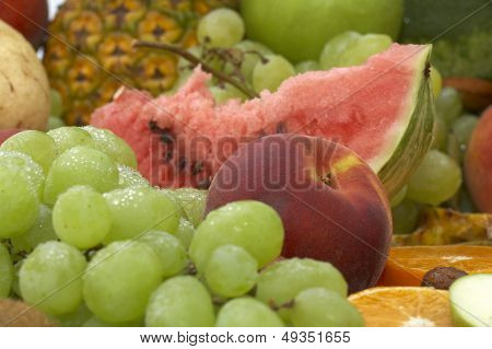 Gran variedad de fruta fresca