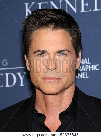 LOS ANGELES - NOV 04:  Rob Lowe arrives to the 