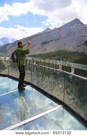 Tourist at the Glacier Skywalk in Jasper National Park