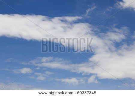 clouds in the blue sky