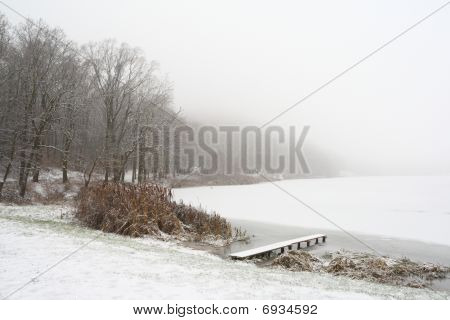 Lago d'inverno