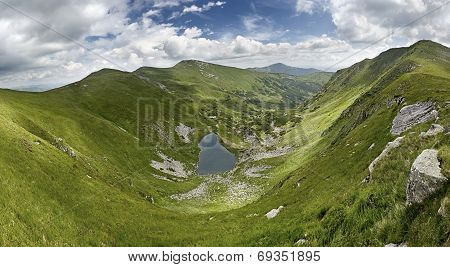 Brebeneskul Lake (1800 M)
