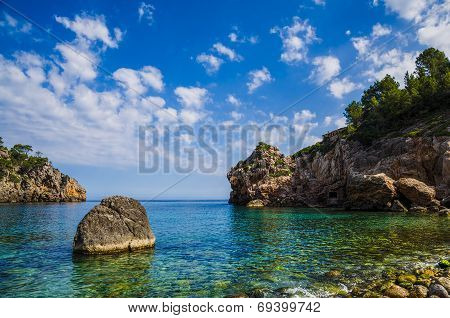Cala Deia beach